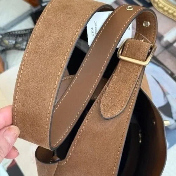 ☄️Coach Tan Suede Shoulder Bag - Picture 8 of 8